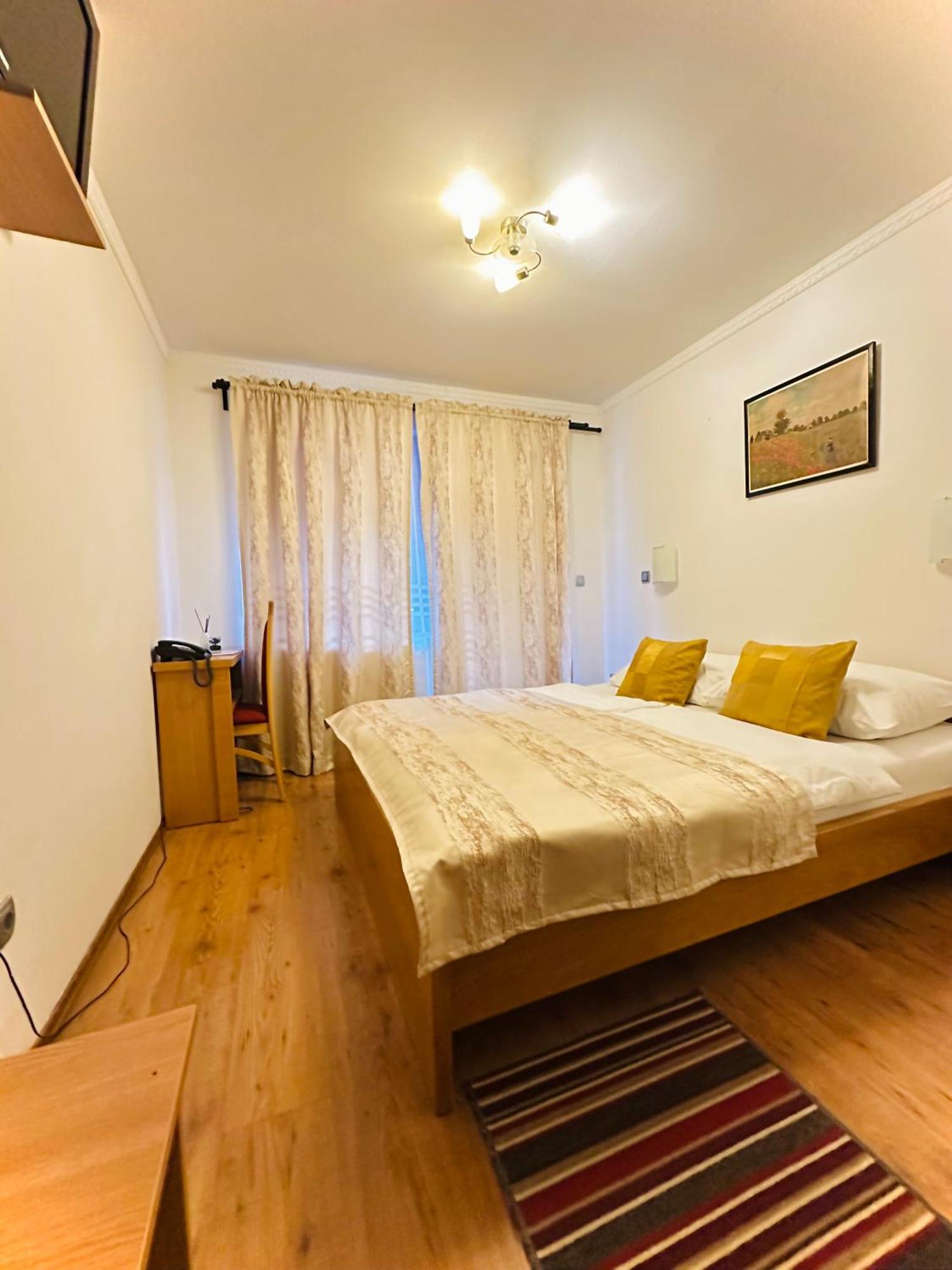 Motel Stovrela Cazin Extérieur photo